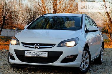 Универсал Opel Astra 2013 в Трускавце