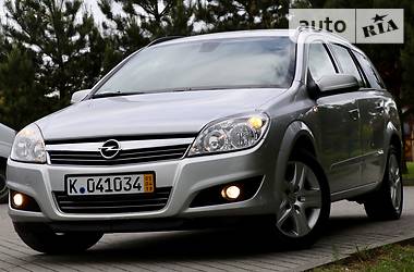 Универсал Opel Astra 2009 в Дрогобыче