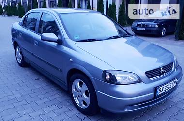 Седан Opel Astra 2003 в Хмельницком