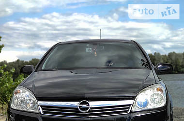Седан Opel Astra 2008 в 