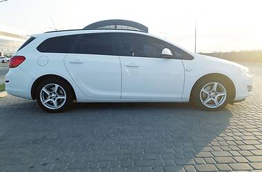 Універсал Opel Astra 2011 в 