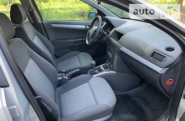 Універсал Opel Astra 2006 в 