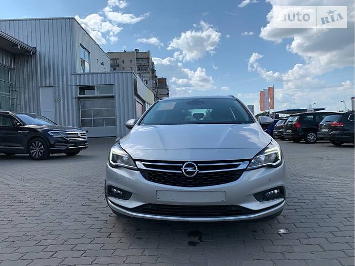 Універсал Opel Astra 2016 в Хмельницькому