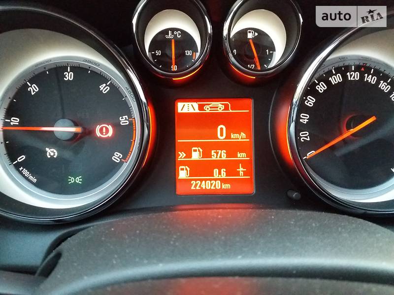 Універсал Opel Astra 2013 в Вінниці