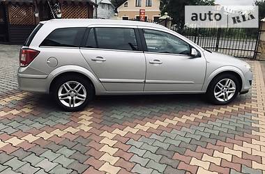 Универсал Opel Astra 2007 в Самборе