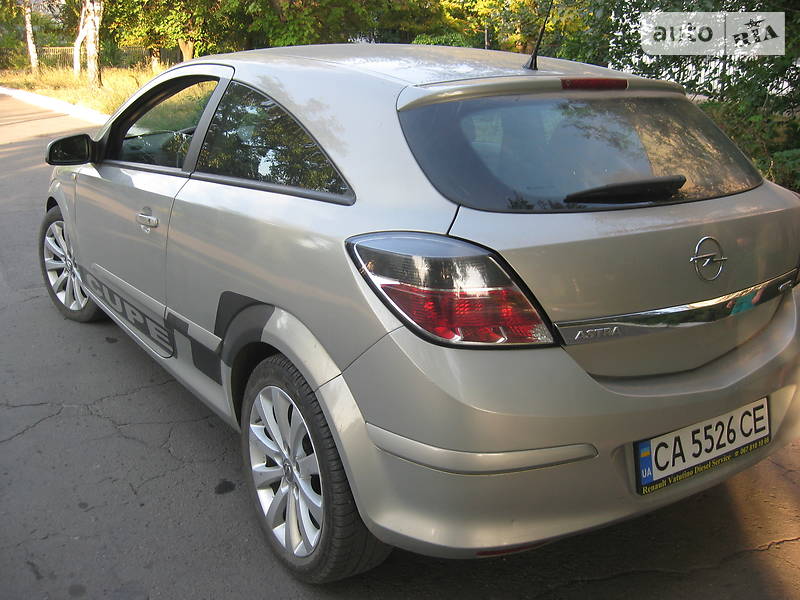 Универсал Opel Astra 2005 в Звенигородке