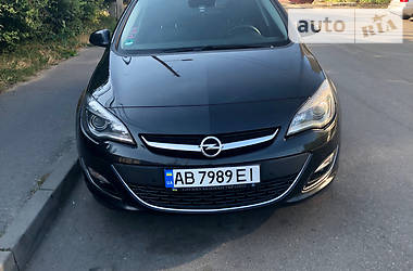 Універсал Opel Astra 2014 в Вінниці