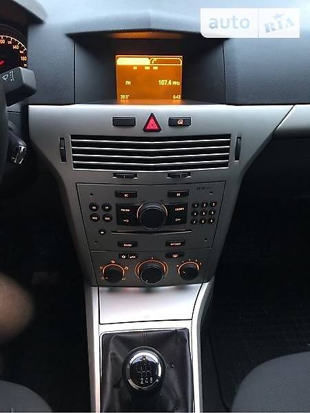 Универсал Opel Astra 2008 в Скадовске