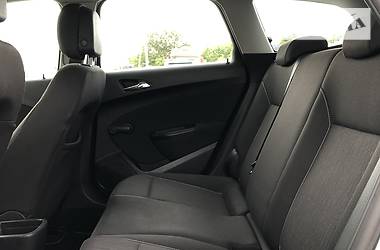 Універсал Opel Astra 2013 в 