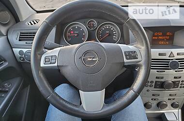 Универсал Opel Astra 2009 в Одессе