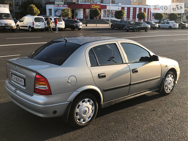Седан Opel Astra 2007 в Черкассах