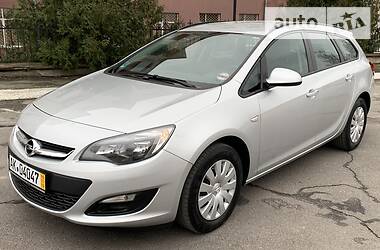 Универсал Opel Astra 2014 в Виннице