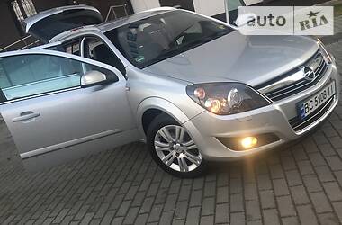 Универсал Opel Astra 2009 в Львове