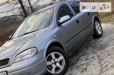 Седан Opel Astra 2006 в Дрогобыче