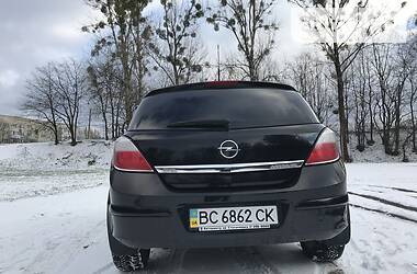 Хетчбек Opel Astra 2005 в 