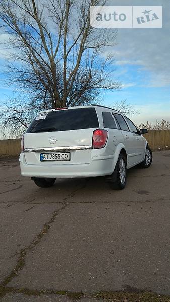 Универсал Opel Astra 2008 в Скадовске