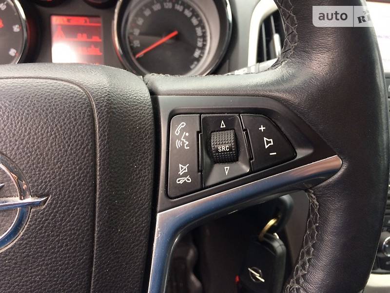 Універсал Opel Astra 2013 в Києві