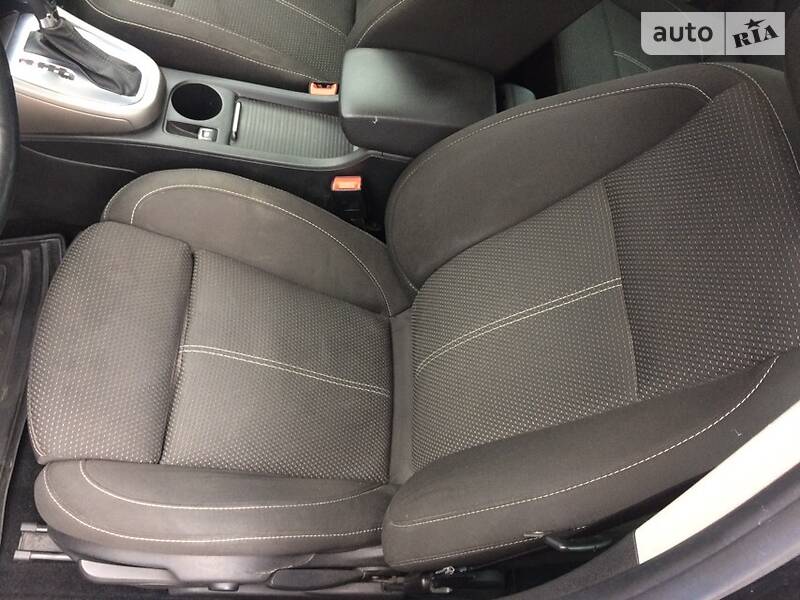 Універсал Opel Astra 2013 в Києві