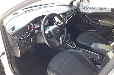 Універсал Opel Astra 2016 в 