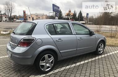 Хэтчбек Opel Astra 2008 в Львове