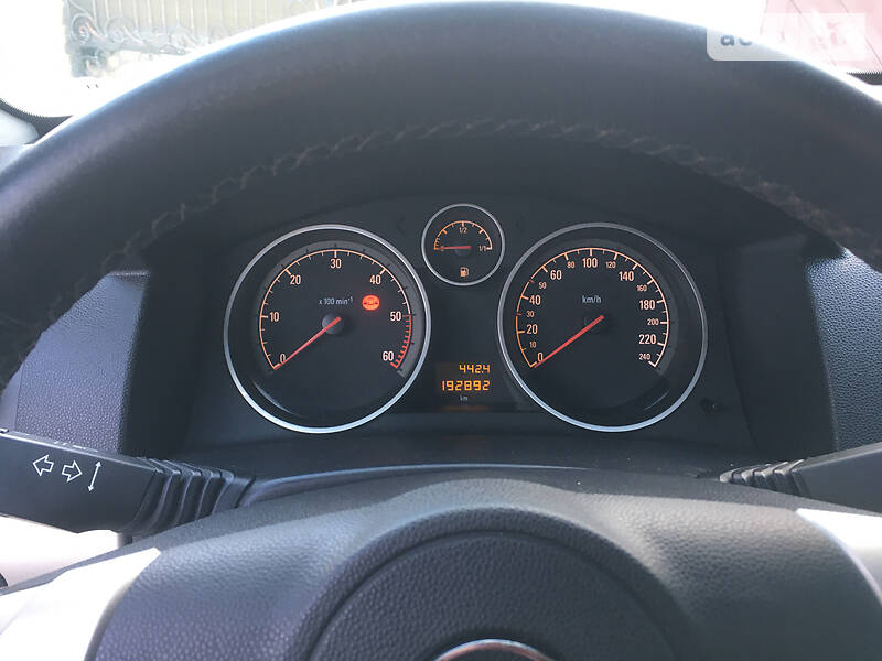 Універсал Opel Astra 2008 в Сколе