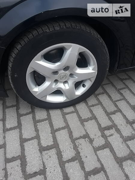 Универсал Opel Astra 2008 в Ровно фото 12 Универсал Opel Astra 2008 в Ровно