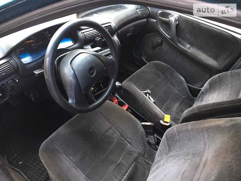 Хетчбек Opel Astra 1993 в Львові