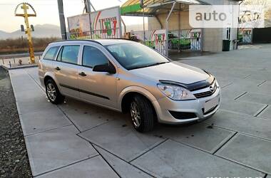 Универсал Opel Astra 2009 в Хусте