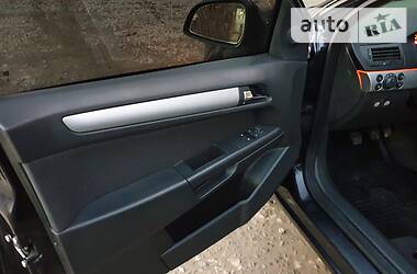 Универсал Opel Astra 2009 в 