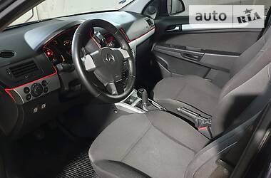 Универсал Opel Astra 2009 в 