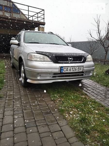 Універсал Opel Astra 2004 в 