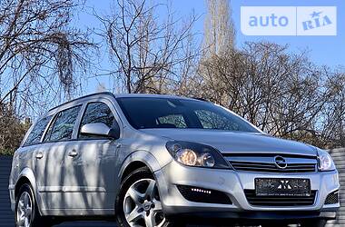 Універсал Opel Astra 2008 в 