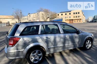 Універсал Opel Astra 2008 в 