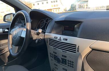 Універсал Opel Astra 2008 в 