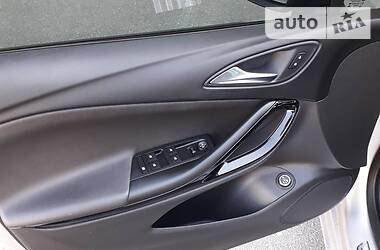Універсал Opel Astra 2016 в 