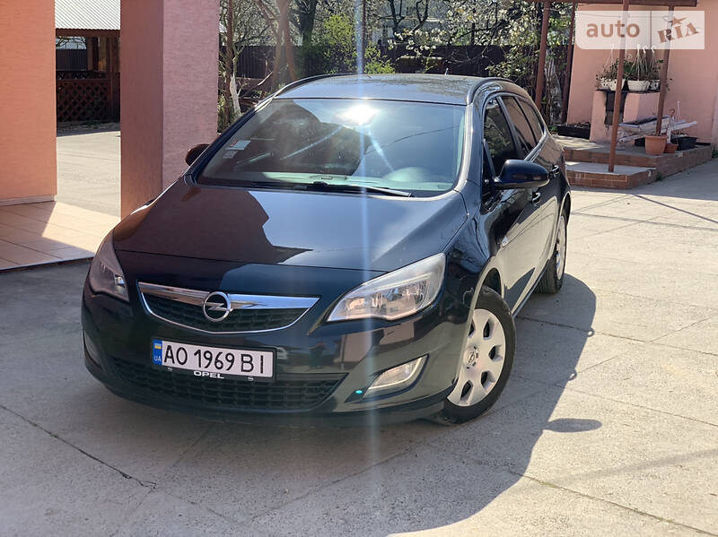 Універсал Opel Astra 2012 в Хусті фото 45 Універсал Opel Astra 2012 в Хусті