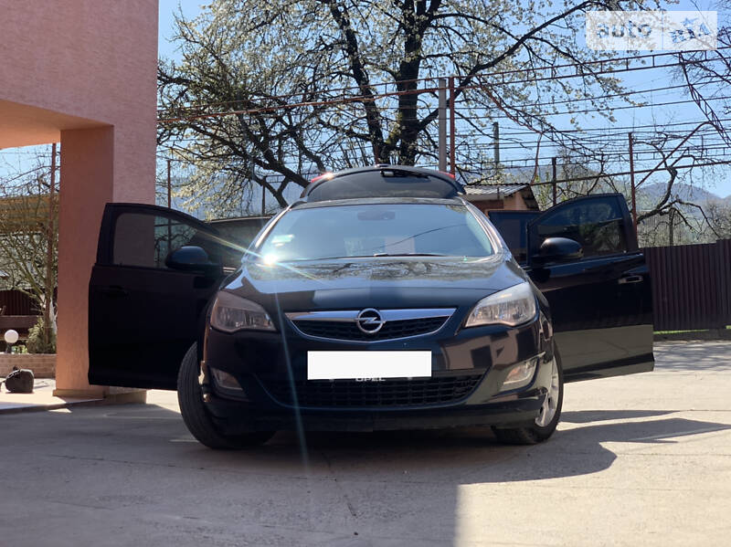 Універсал Opel Astra 2012 в Хусті фото 9 Універсал Opel Astra 2012 в Хусті