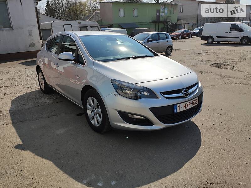 Хетчбек Opel Astra 2014 в Львові