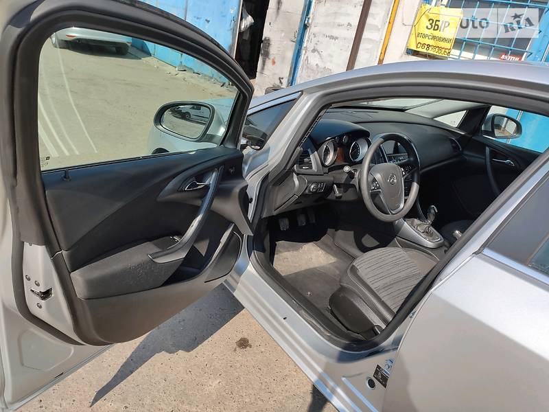 Хетчбек Opel Astra 2014 в Львові