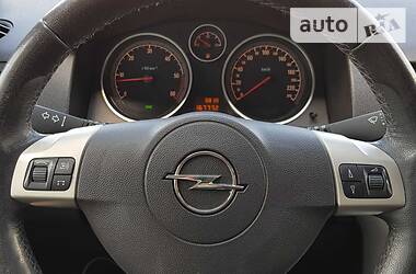 Універсал Opel Astra 2009 в 