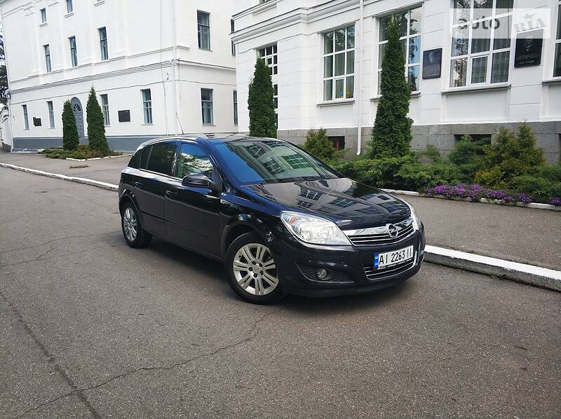 Хэтчбек Opel Astra 2008 в Белой Церкви