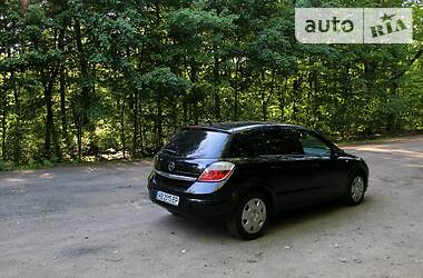 Хетчбек Opel Astra 2005 в 