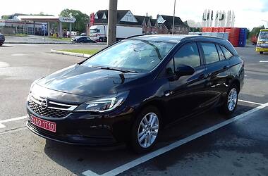 Універсал Opel Astra 2017 в 