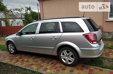 Универсал Opel Astra 2009 в 