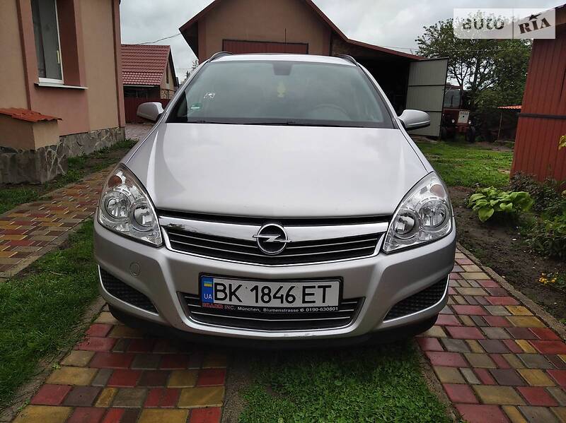 Универсал Opel Astra 2009 в 