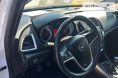 Универсал Opel Astra 2014 в Житомире