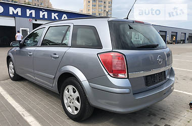 Універсал Opel Astra 2005 в 