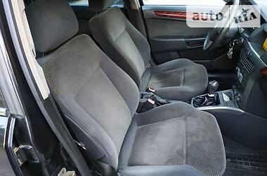 Універсал Opel Astra 2005 в 