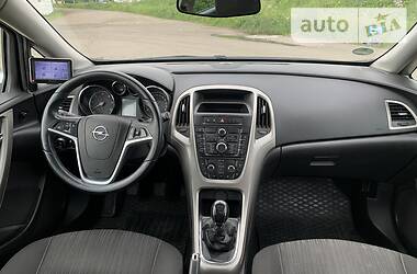Універсал Opel Astra 2011 в 