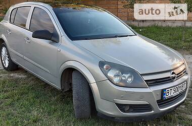 Хетчбек Opel Astra 2005 в 